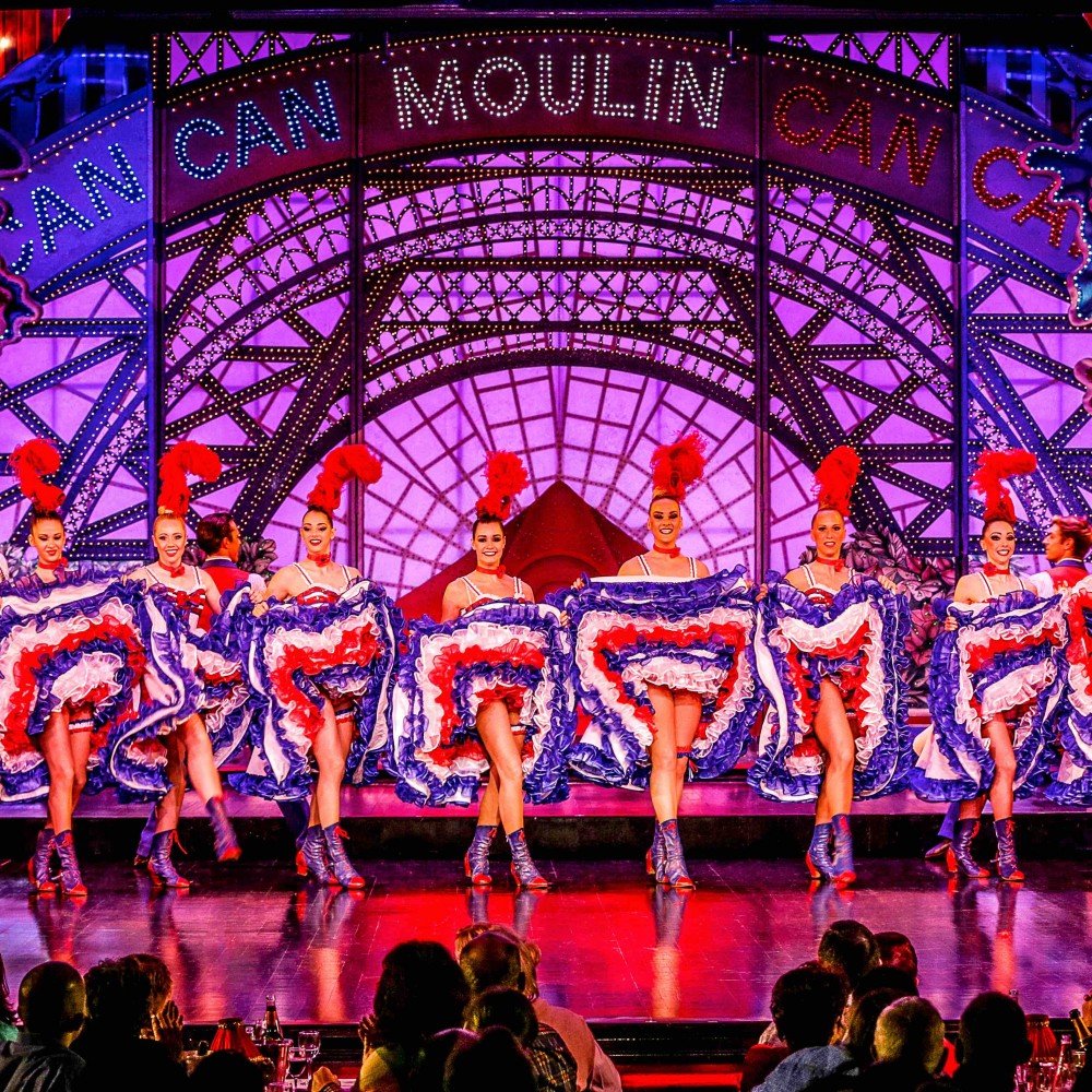 Villa Royale Pigalle - Moulin Rouge - Revue Féérie